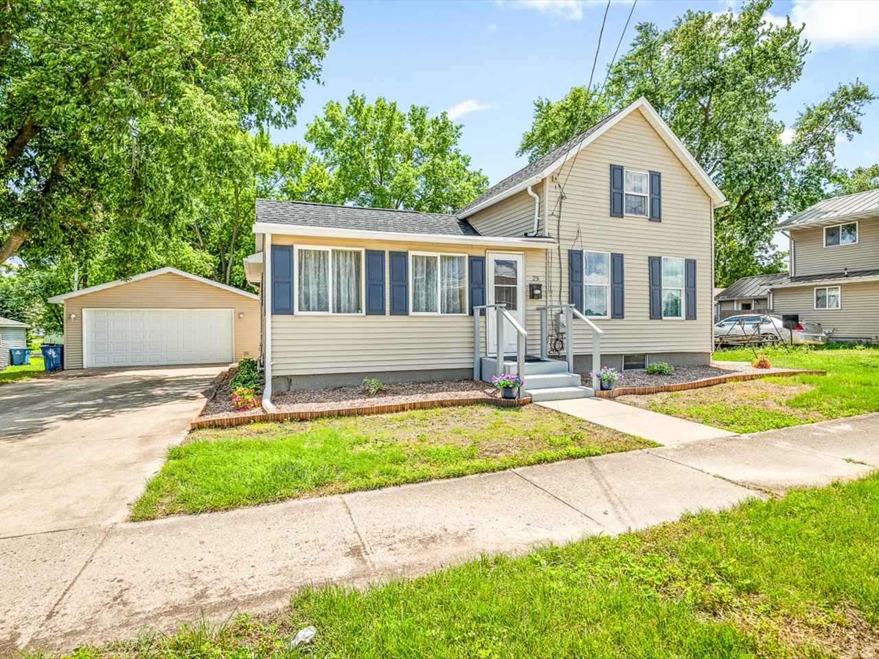 29 Main Street