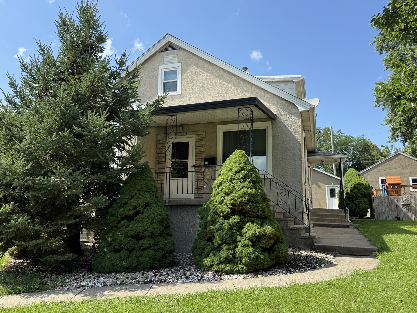 304 Minnesota Street