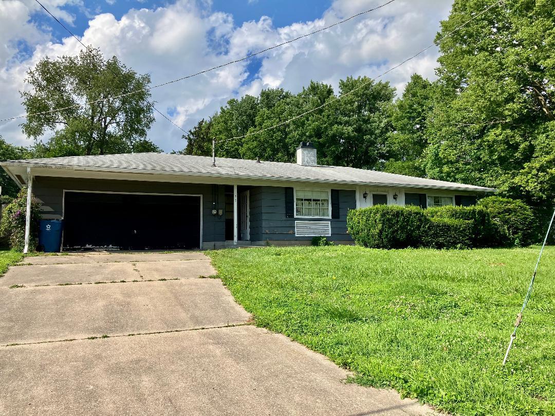 1327 Long Street