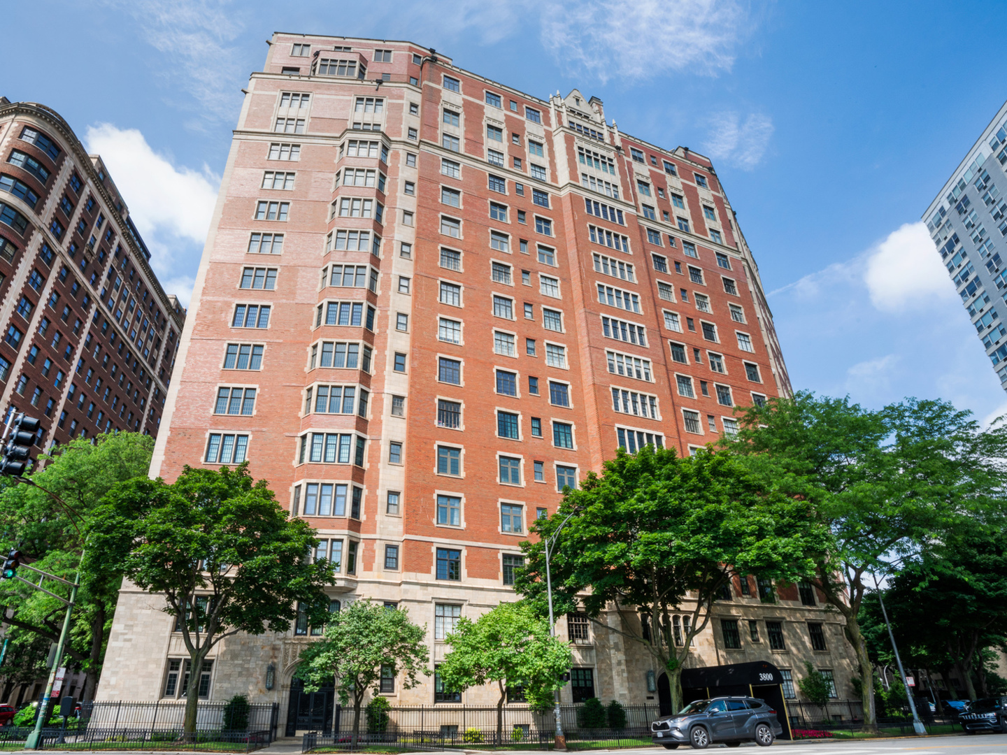 3800 Lake Shore Drive