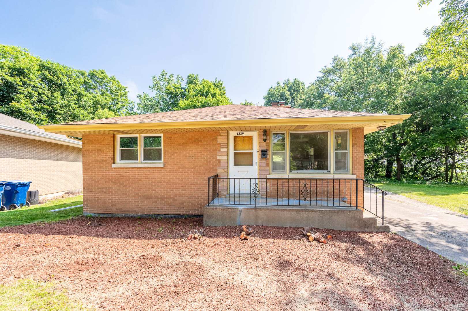 1329 Eastview Drive