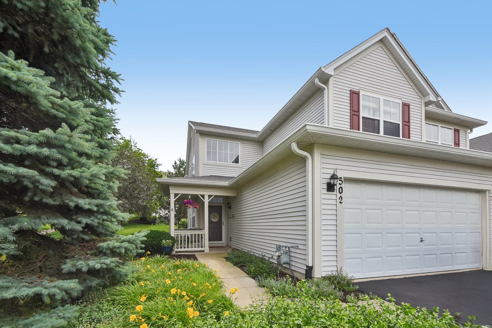 502 Heritage Court