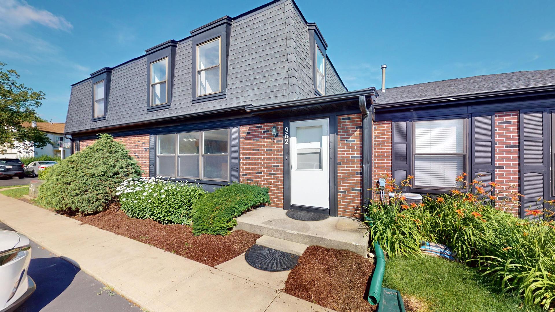962 Inverrary Lane