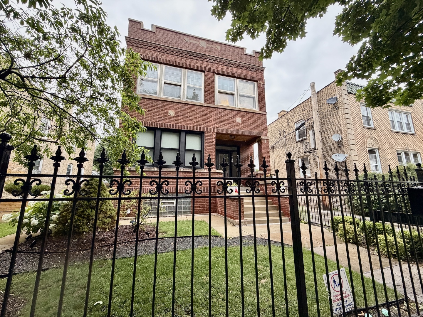 4120 Barry Avenue