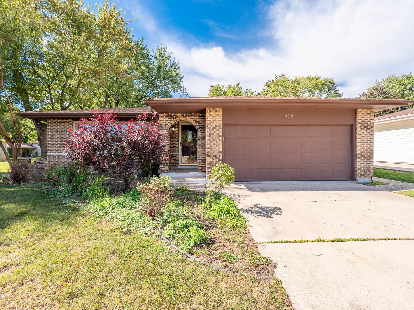 978 Sycamore Lane