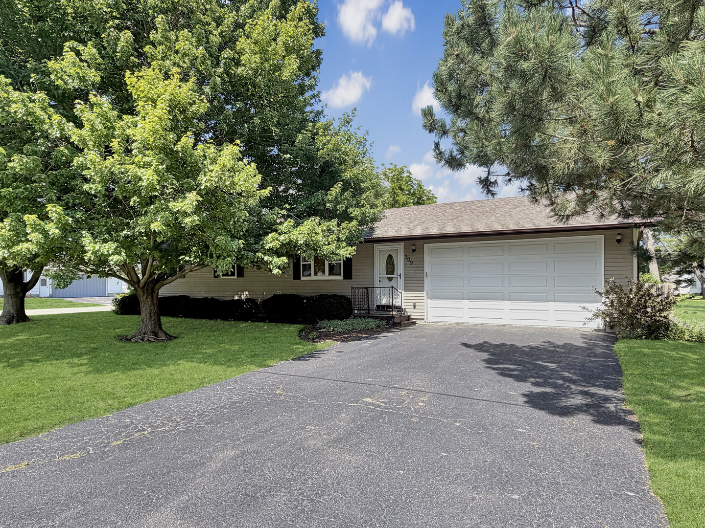 309 Maple Avenue