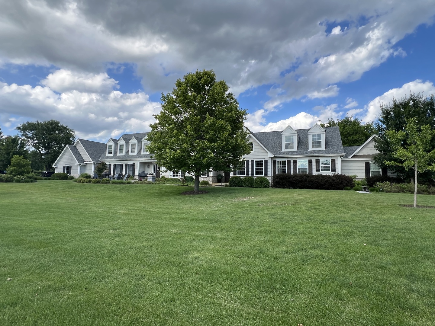 6N171 Ridgewood Drive