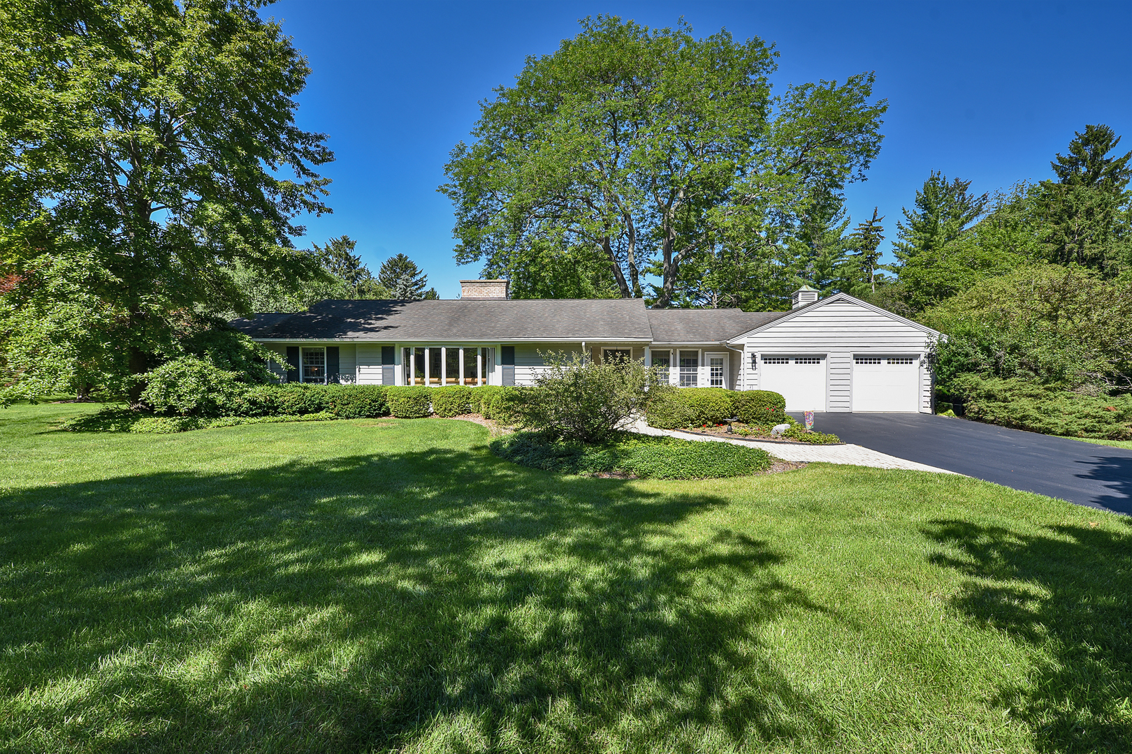 526 Inverway