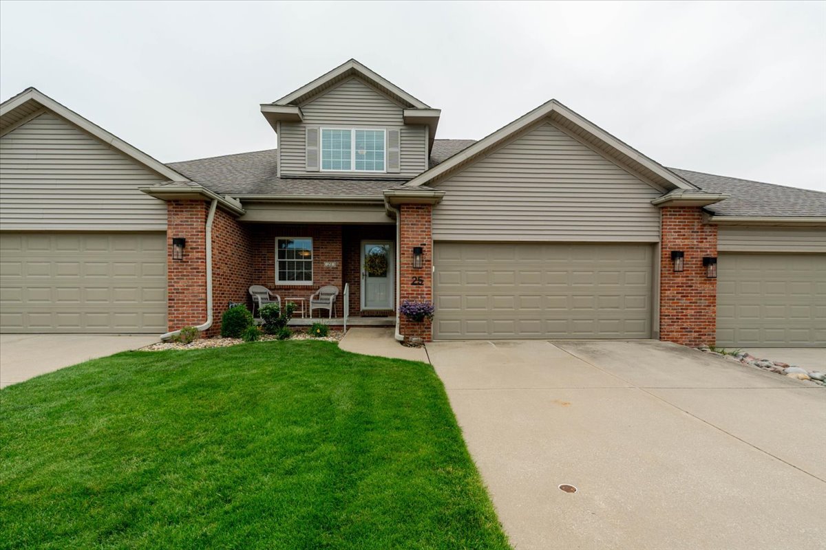 25 Arbor Court