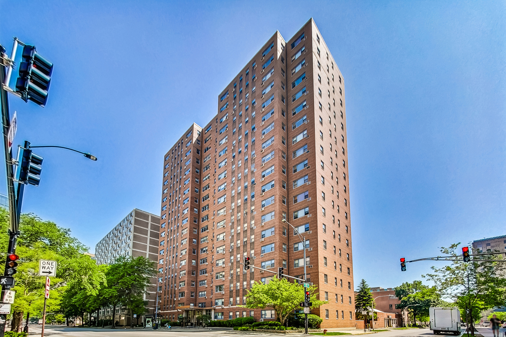 2909 Sheridan Road