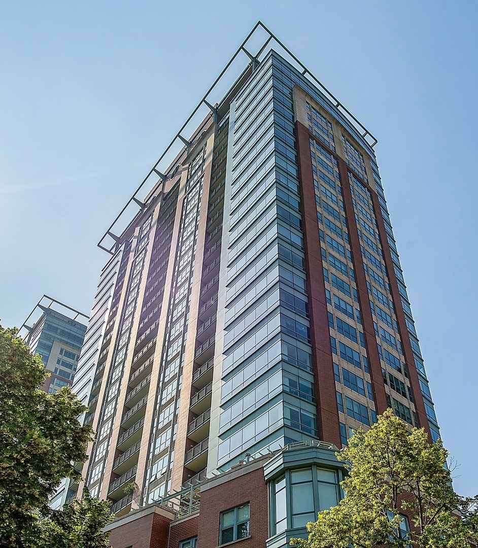 445 NORTH WATER Street
