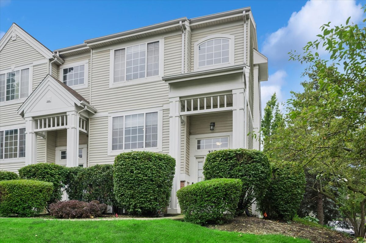 218 POLO CLUB Drive