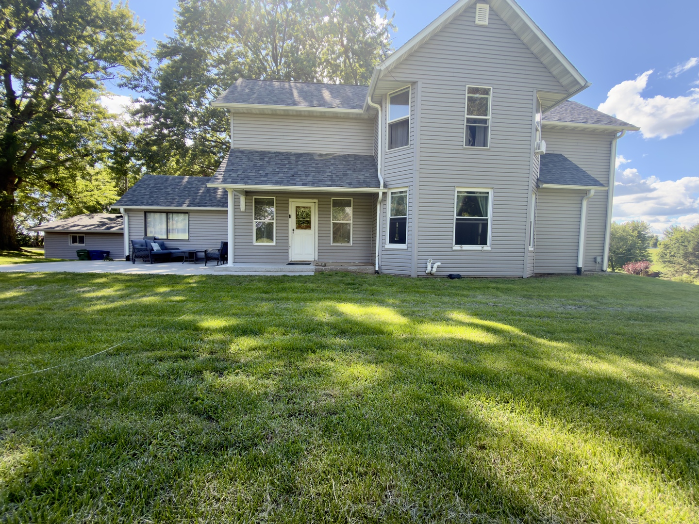1499 Main Avenue