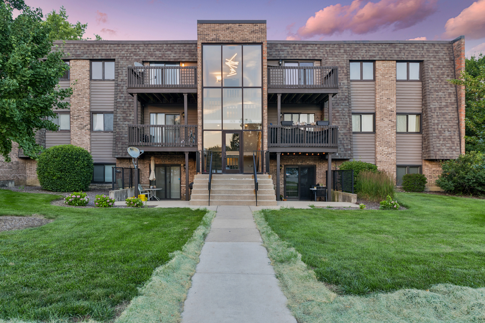 1424 Stonebridge Circle
