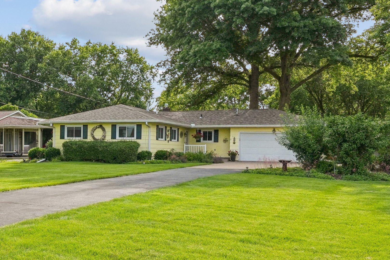 8512 Ridgewood Road