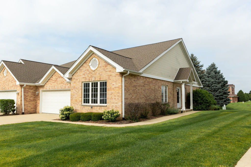 11432 FOXWOODS Drive