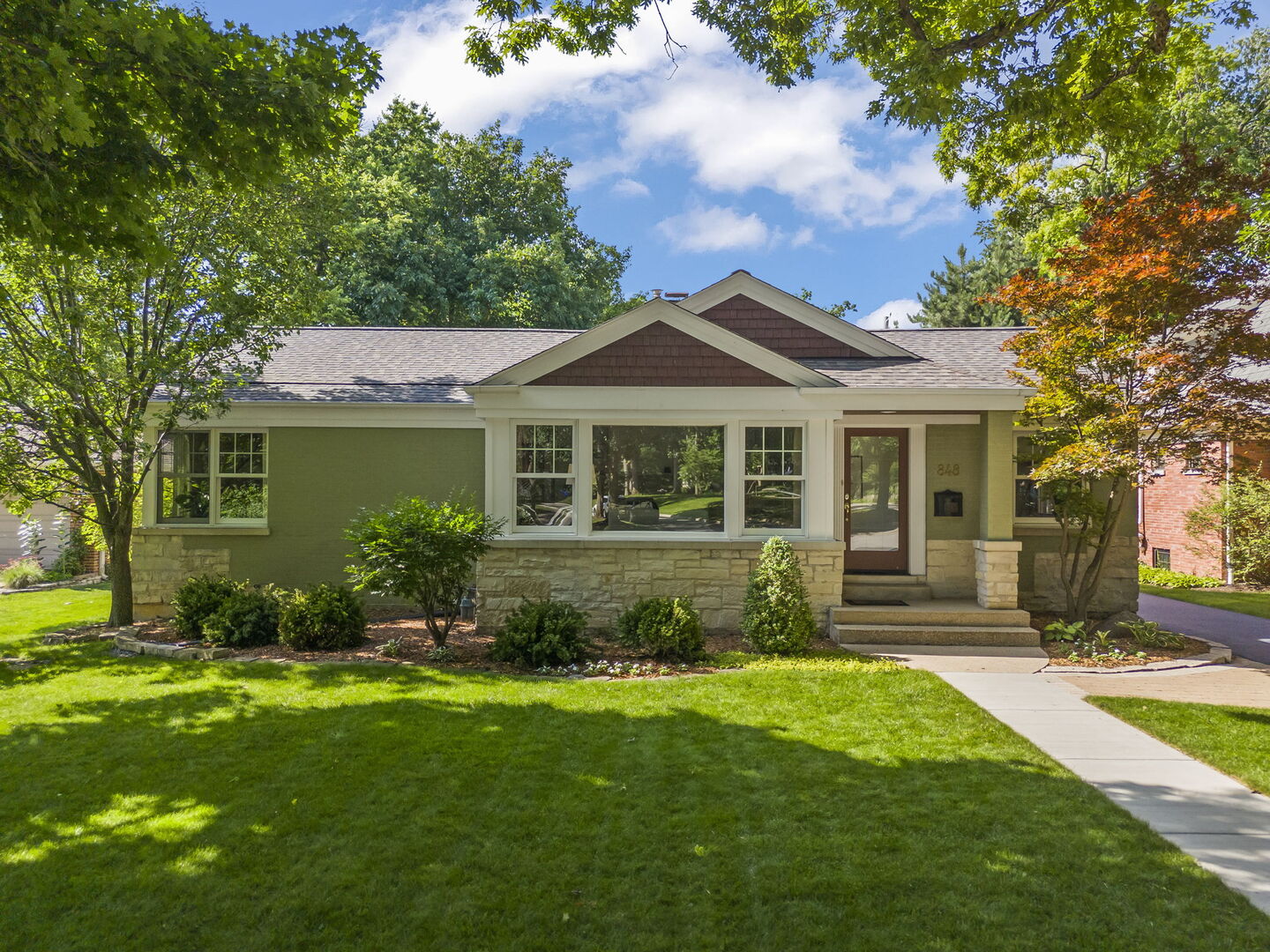 848 Woodland Drive