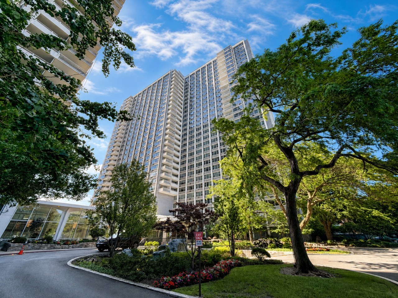 4250 Marine Drive