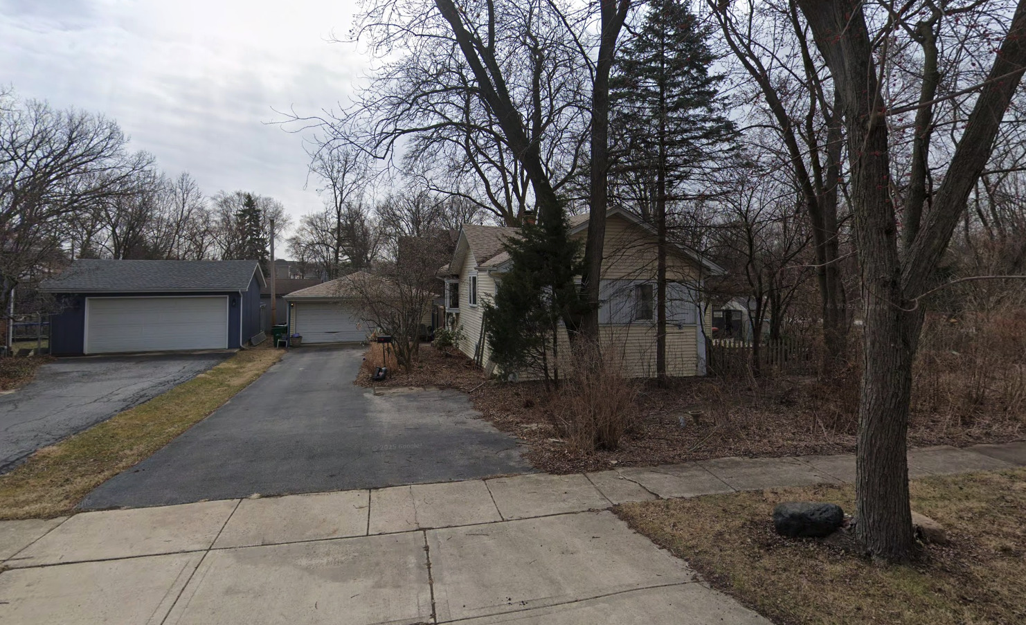 527 Willow Street