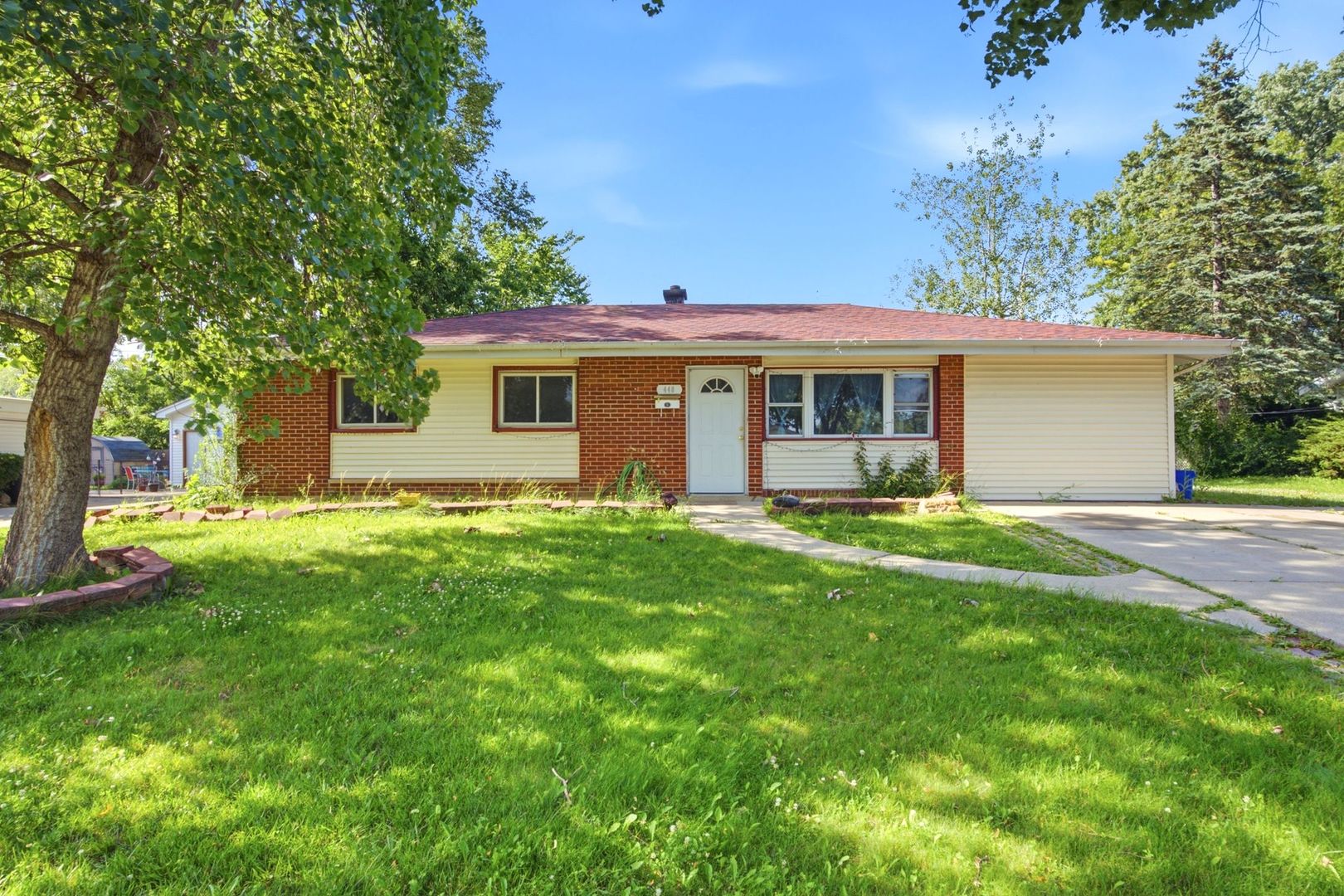 440 Flagstaff Lane
