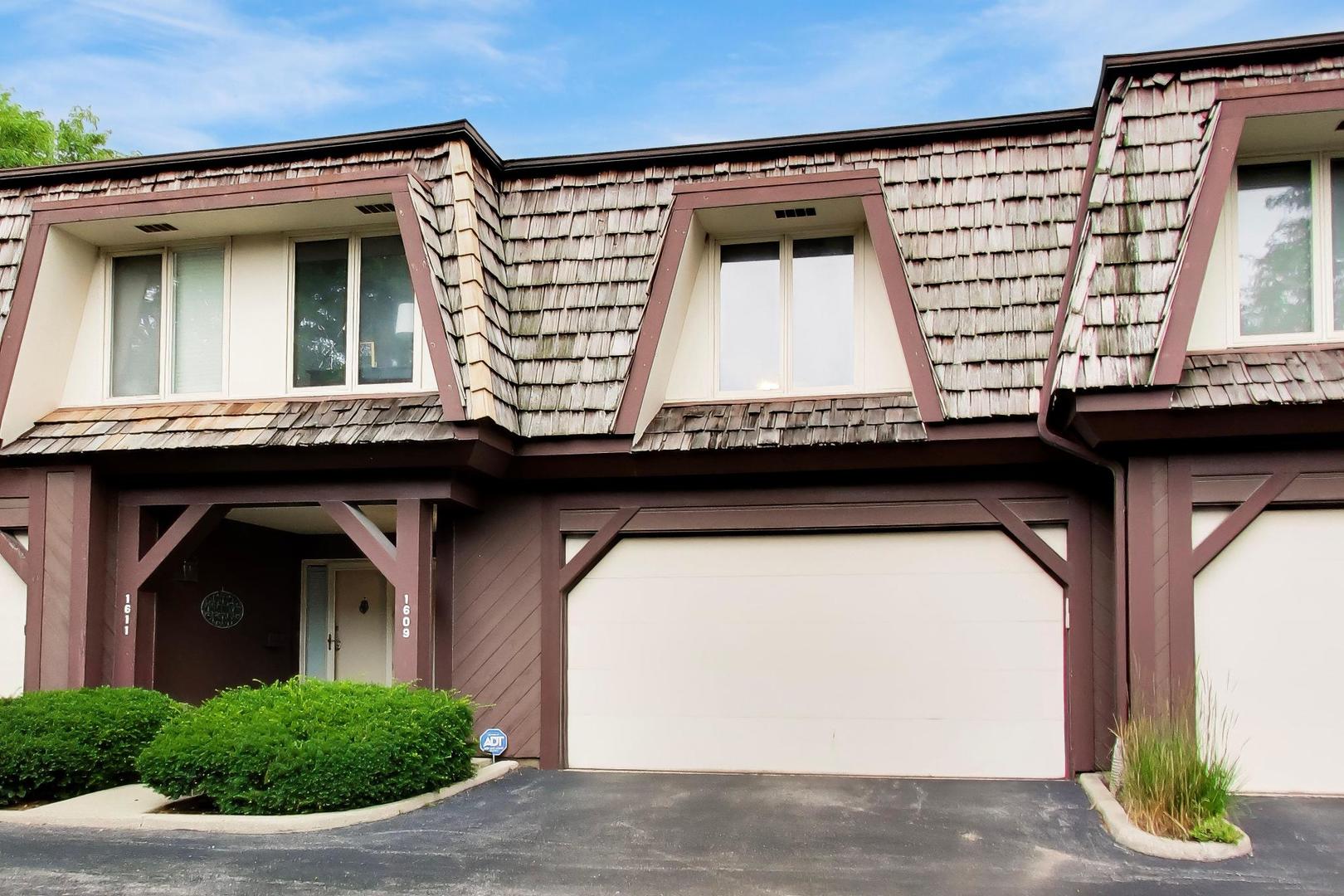 1609 Winnetka Road