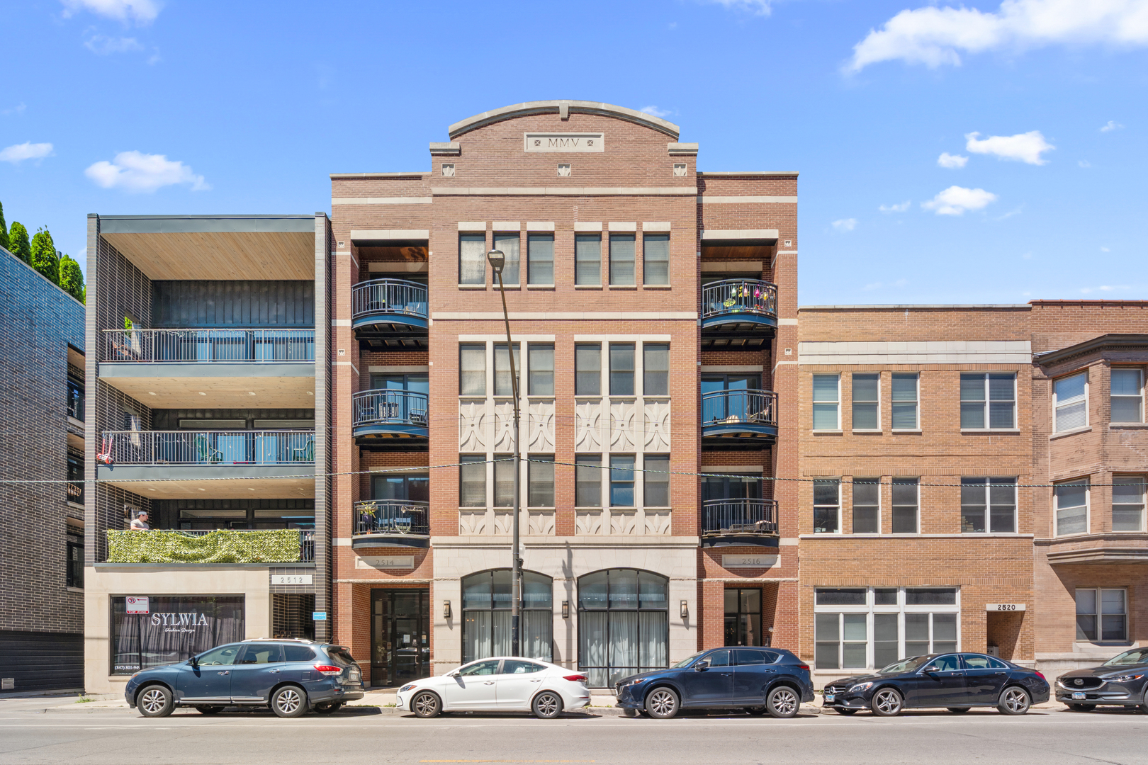 2516 HALSTED Street