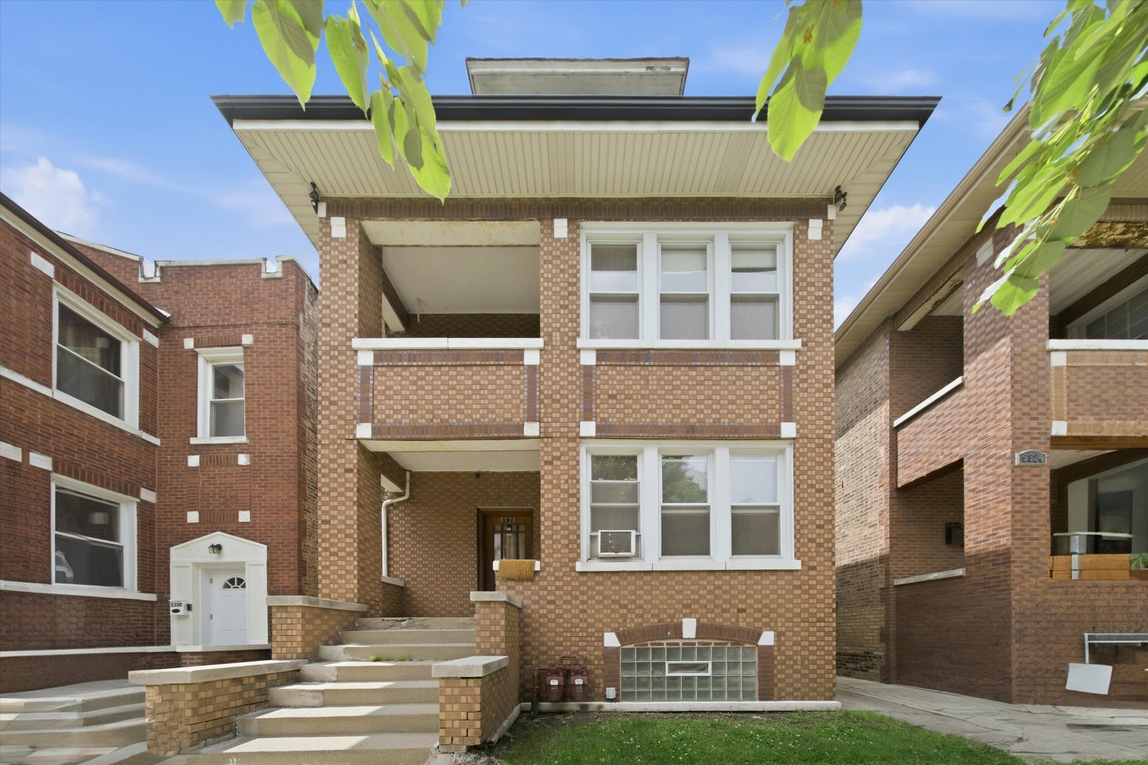 5328 Spaulding Avenue