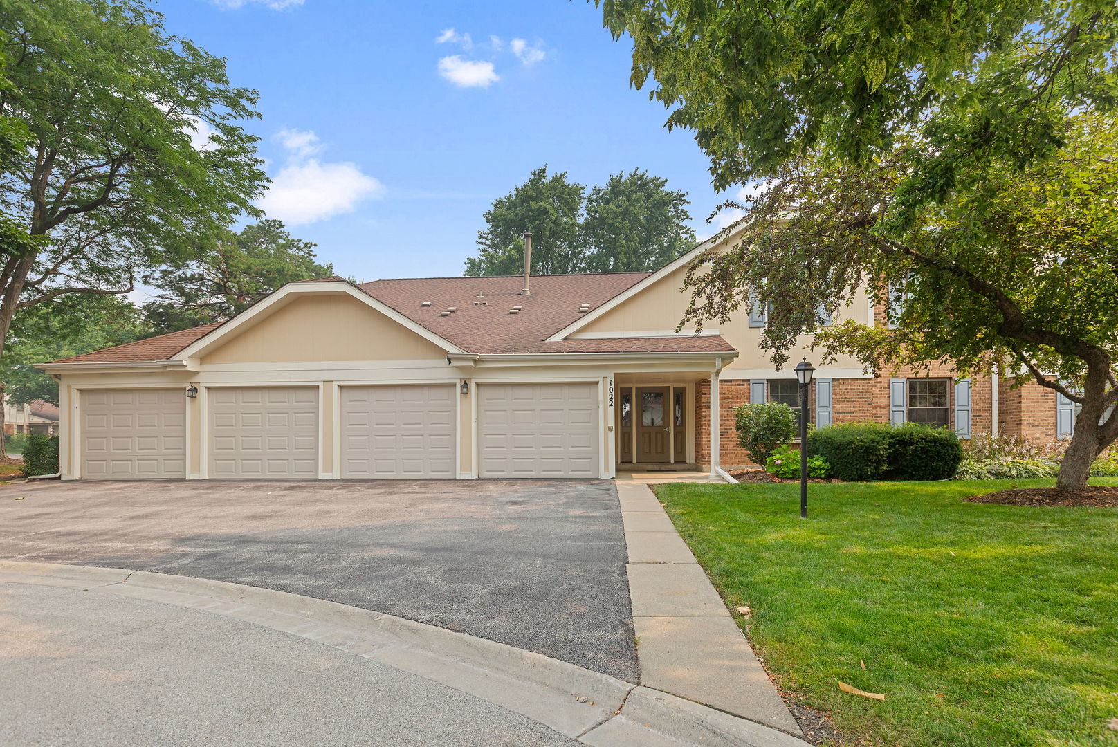 1022 Thorndale Court
