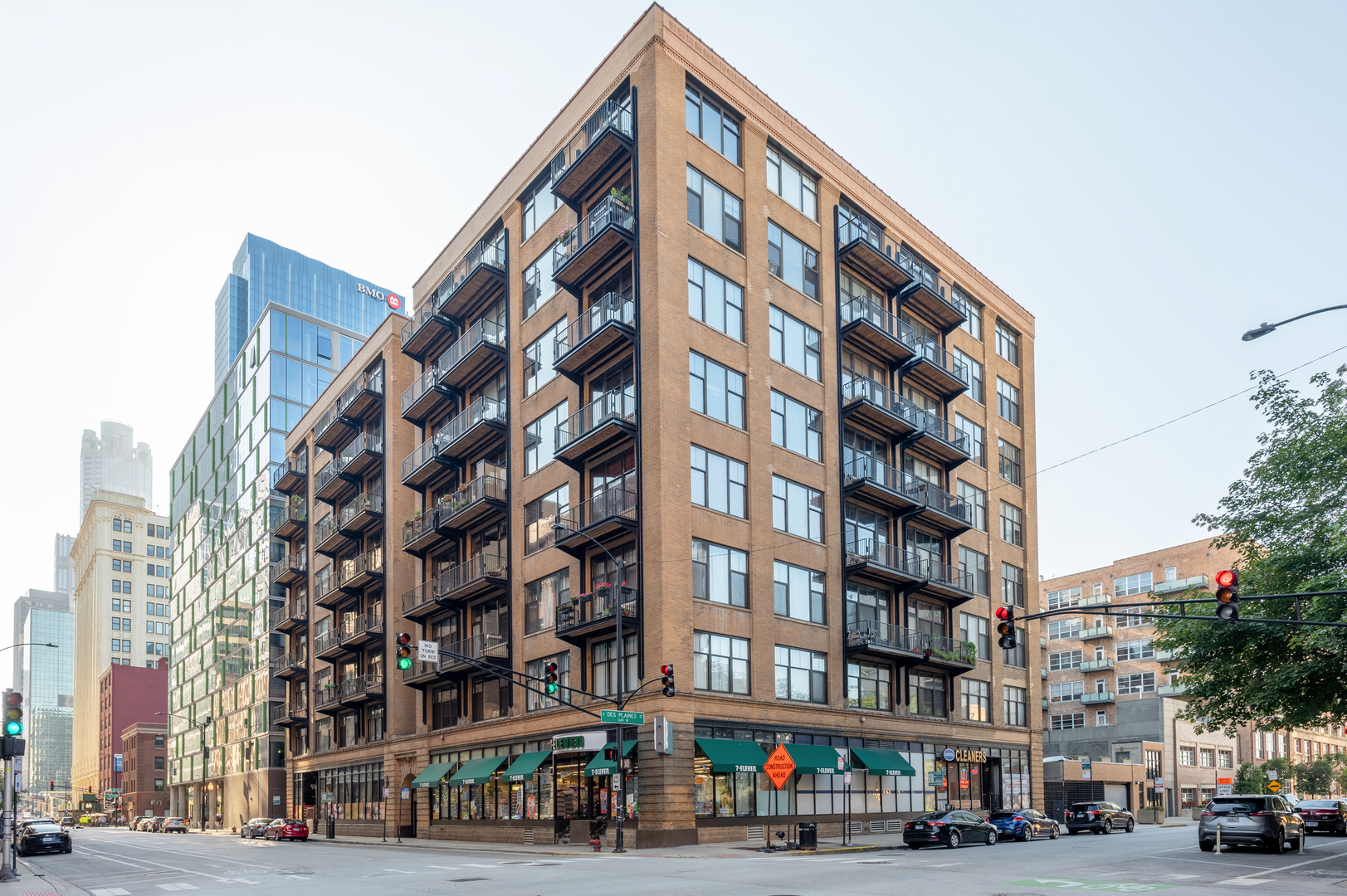 625 Jackson Boulevard