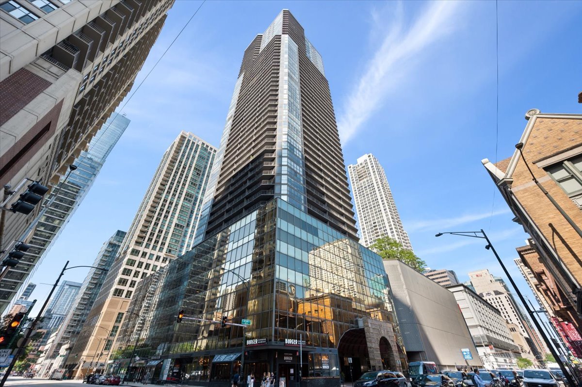 10 Ontario Street