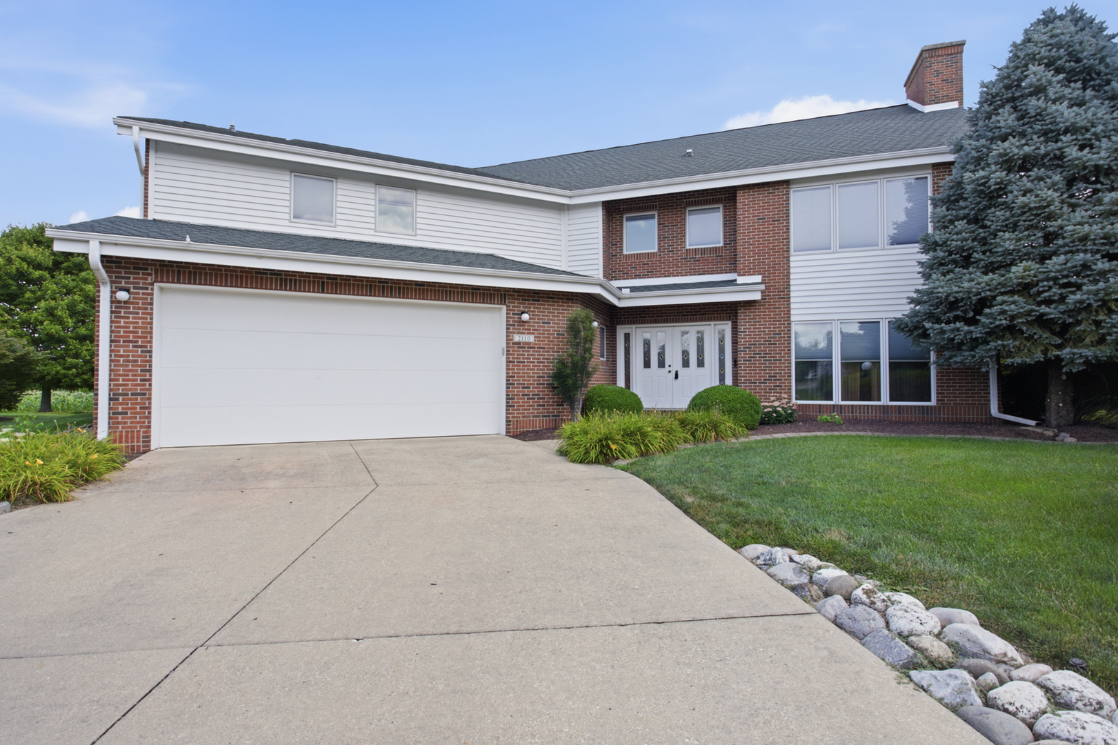 2110 Meadowlark Court