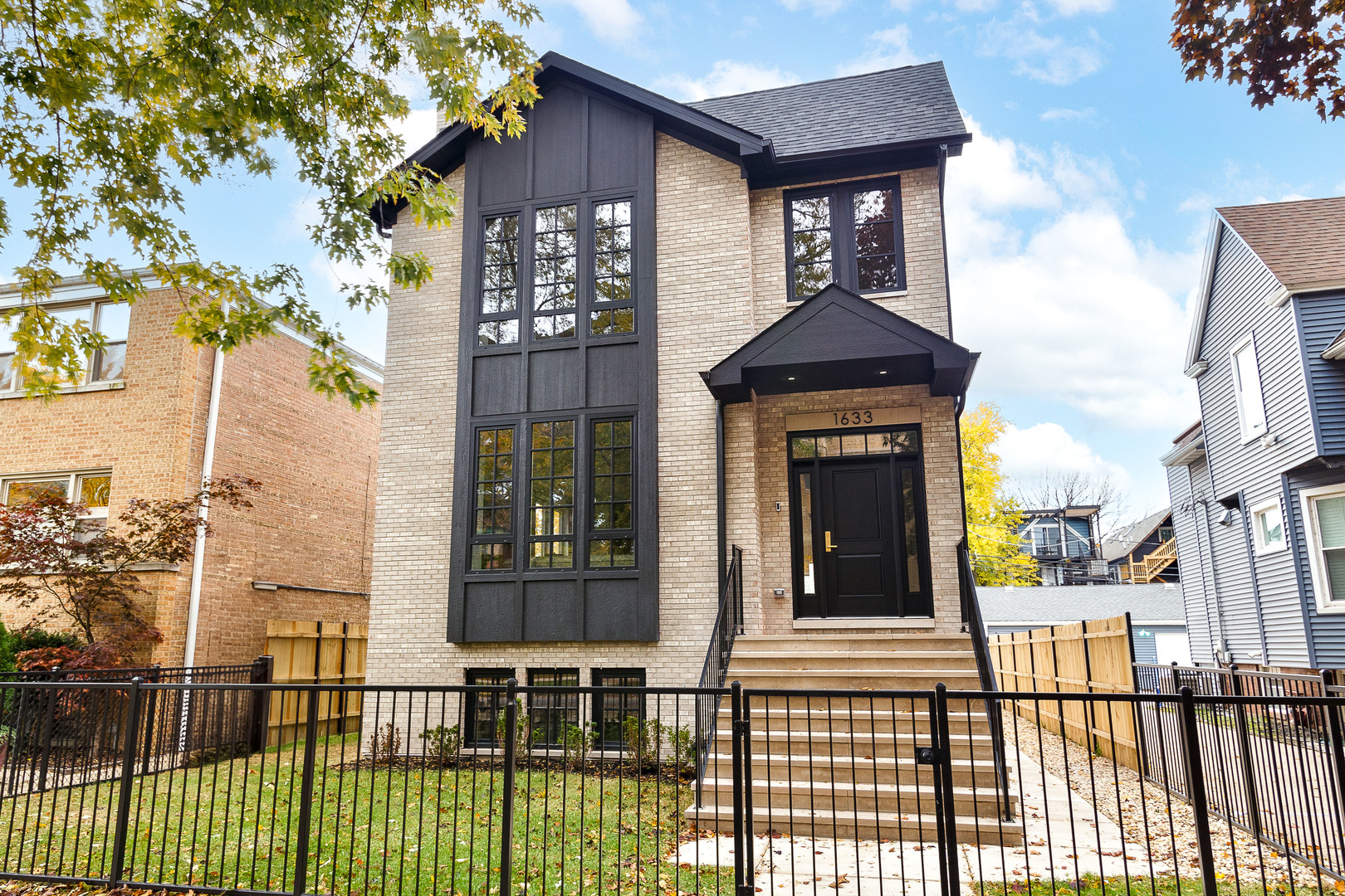 2455 Belle Plaine Avenue
