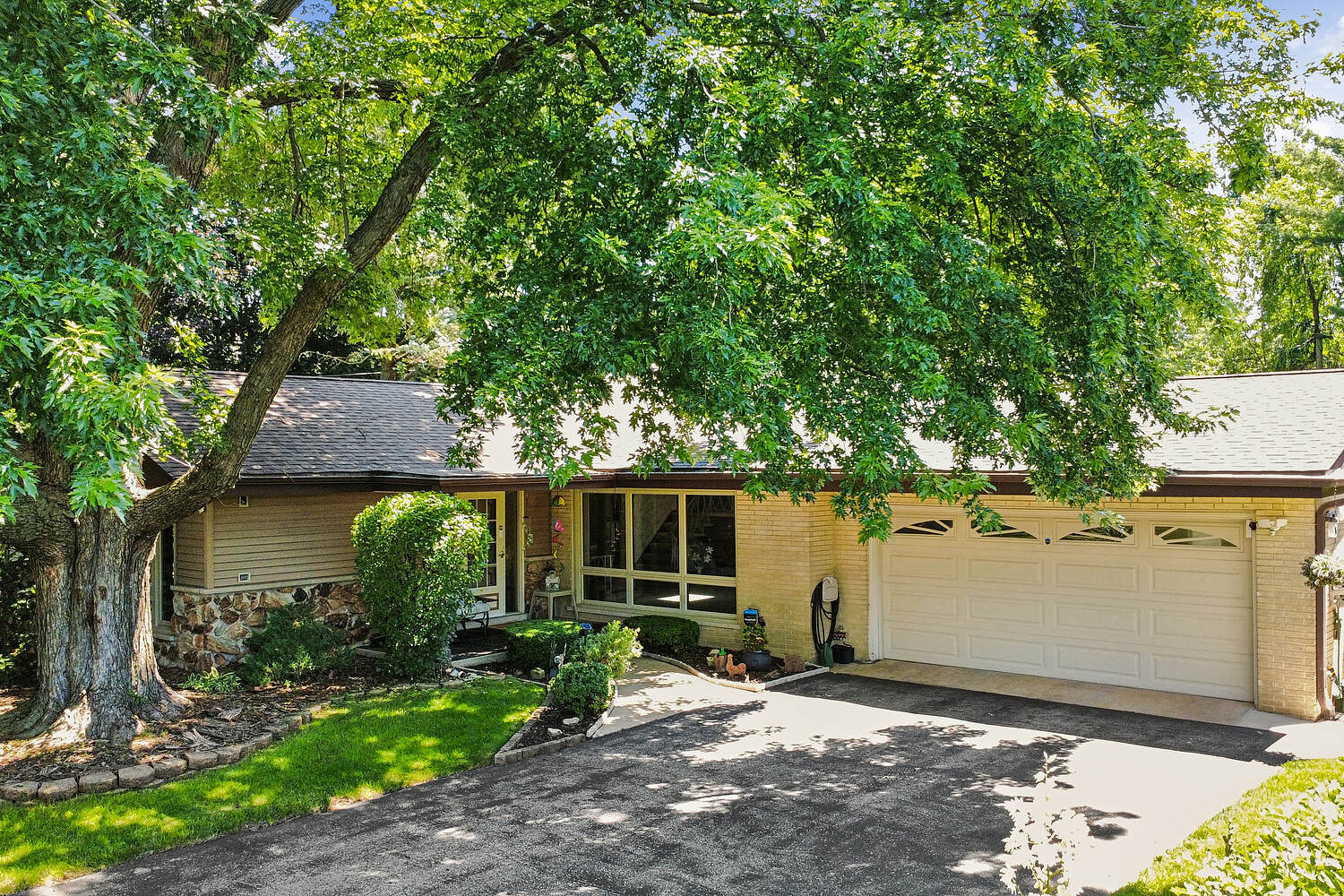 20W135 98th Street
