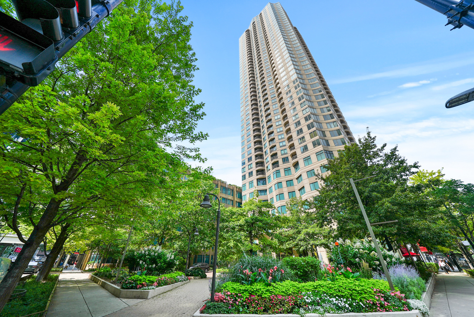 400 LaSalle Drive