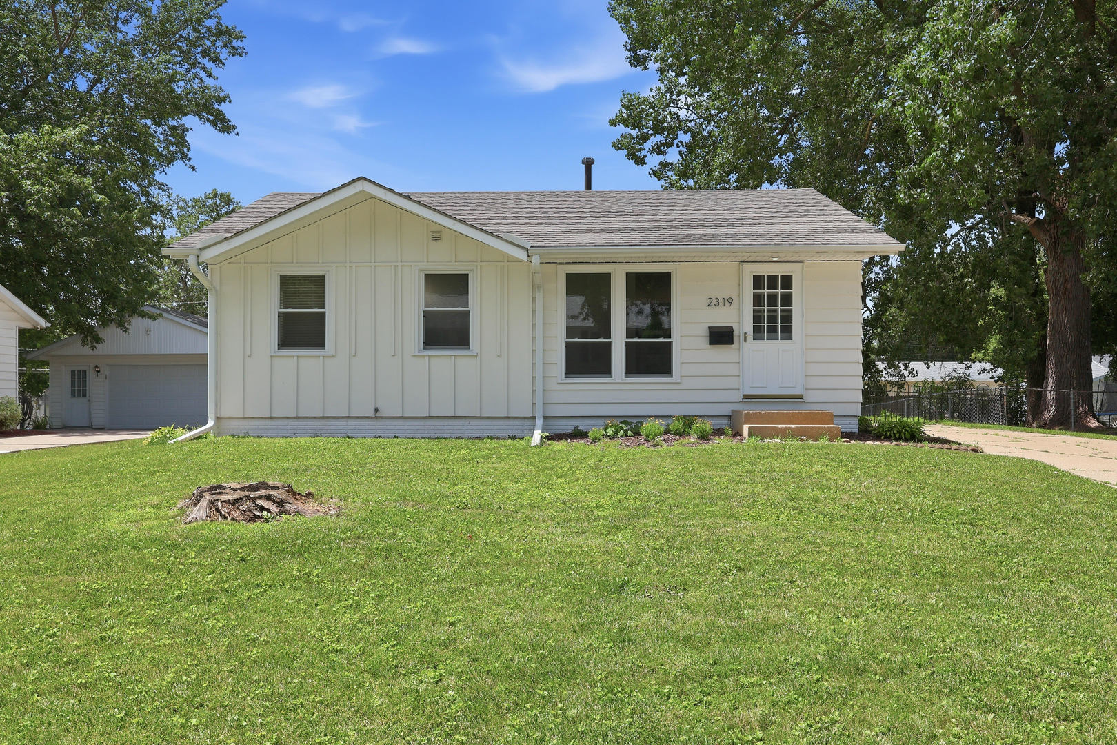 2319 Pinehurst Drive
