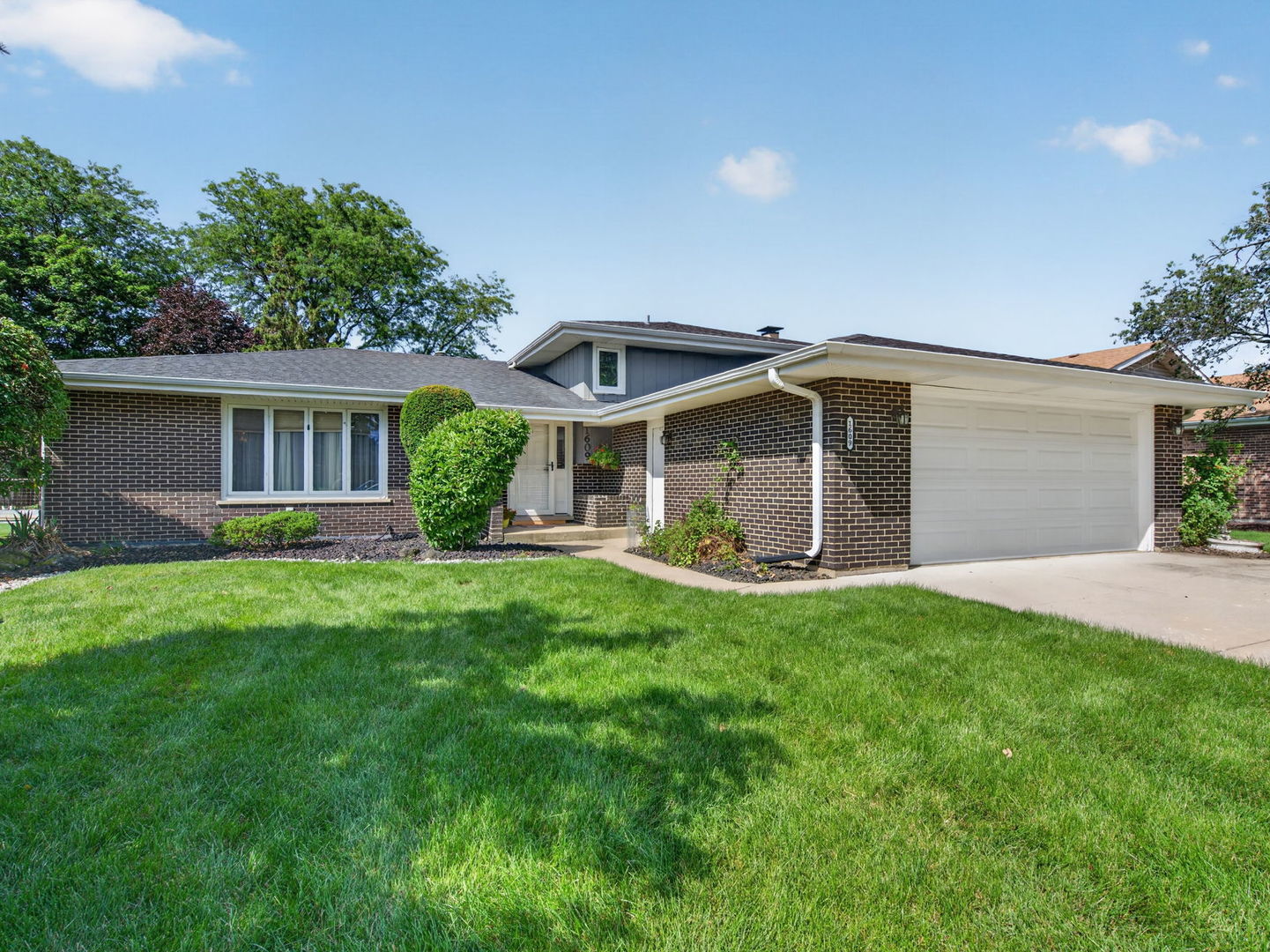 1609 Briarcrest Drive