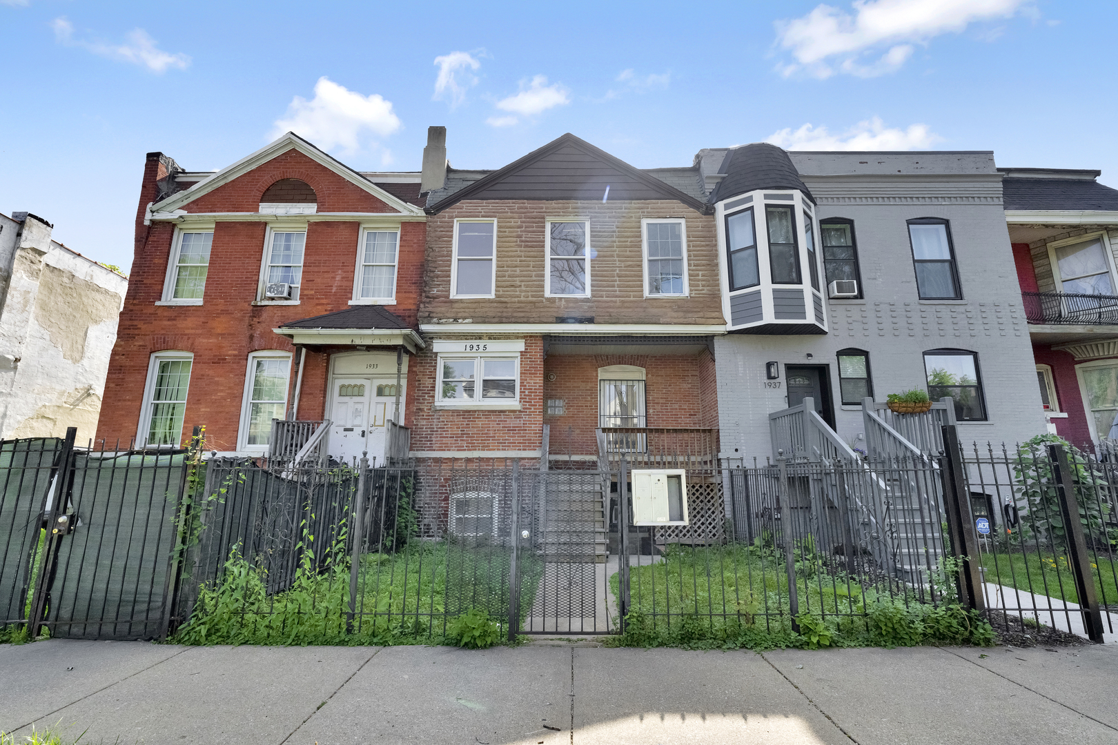 1935 Christiana Avenue