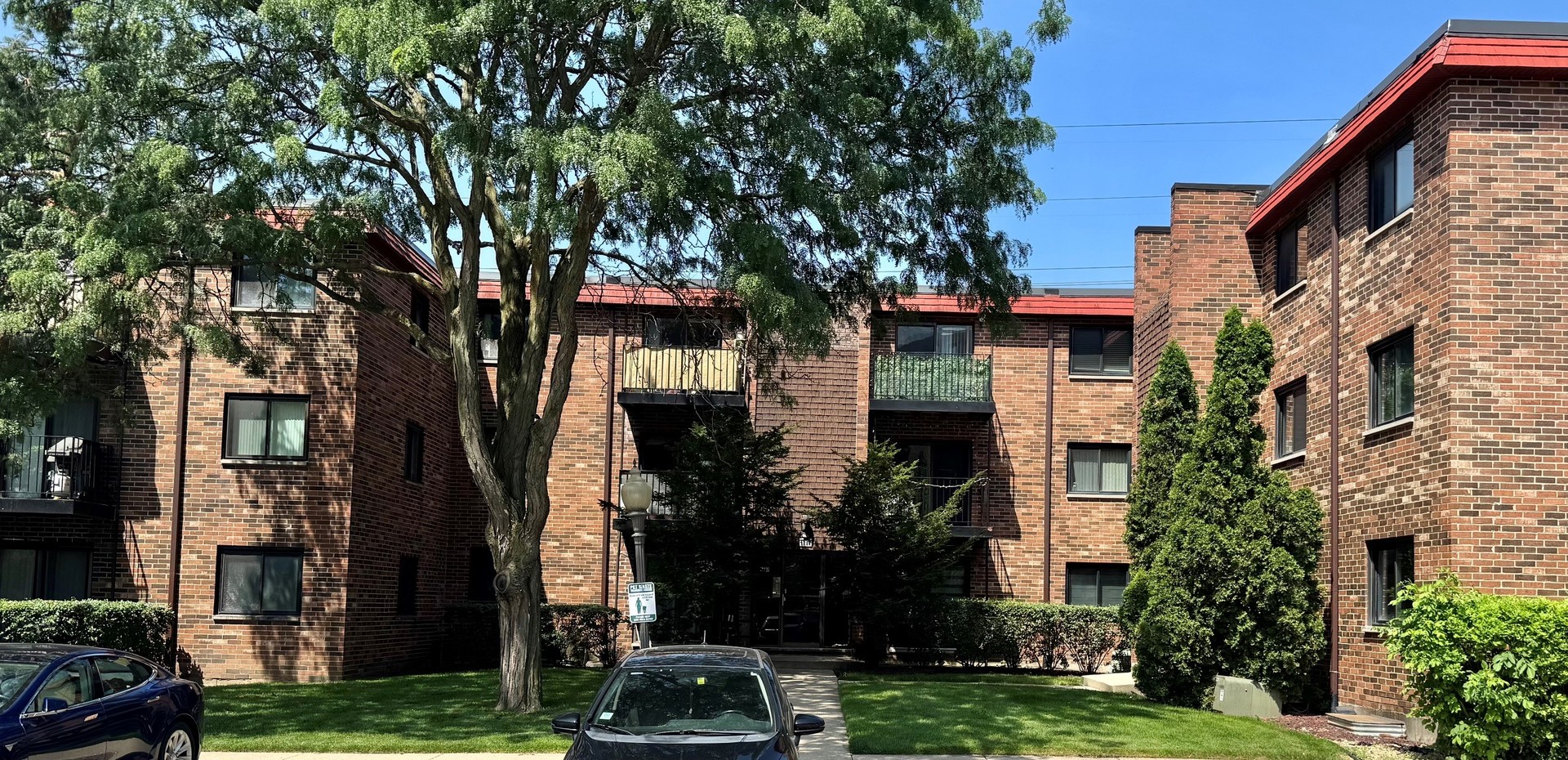 1787 Algonquin Road