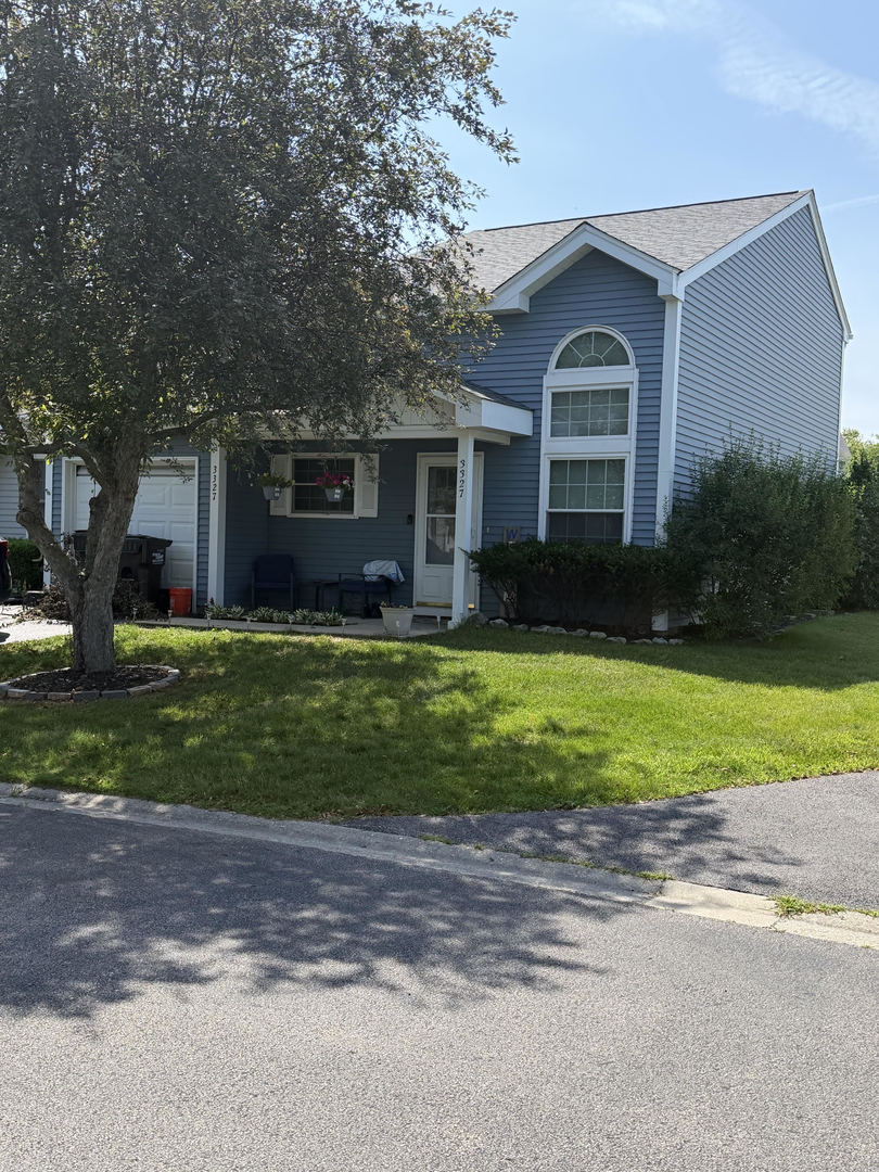 3327 Greenwich Lane