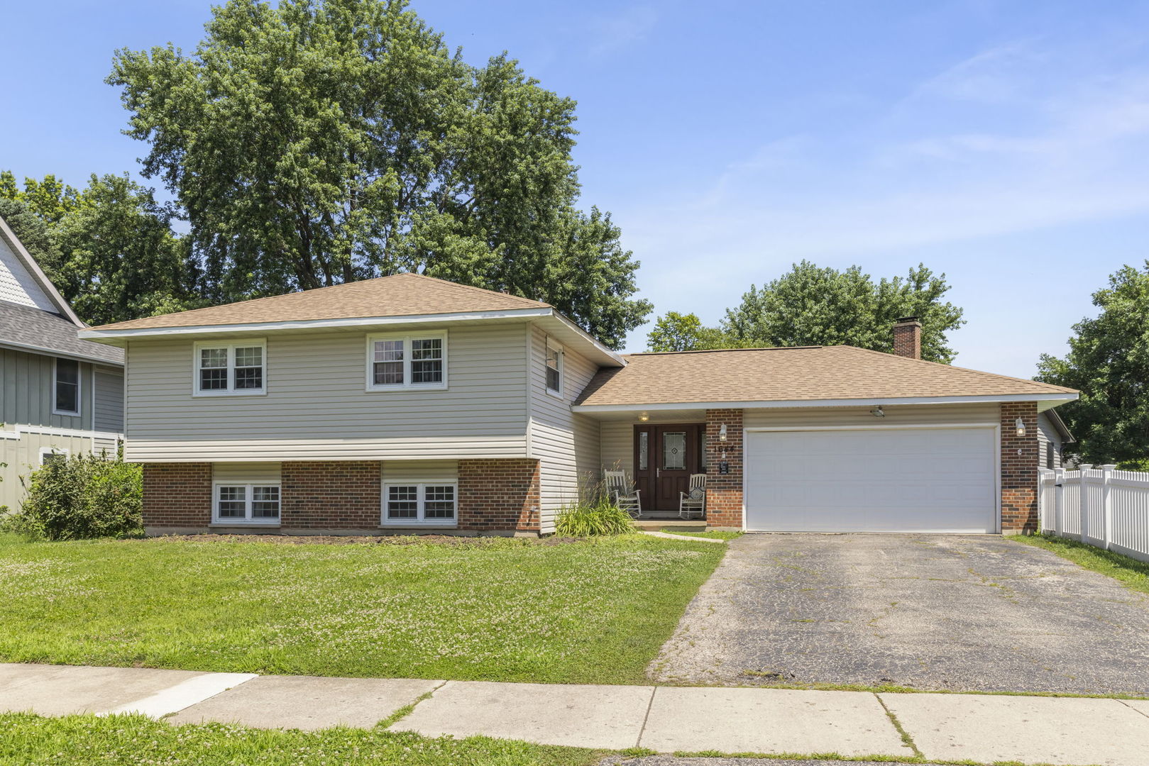 1644 Verdin Lane