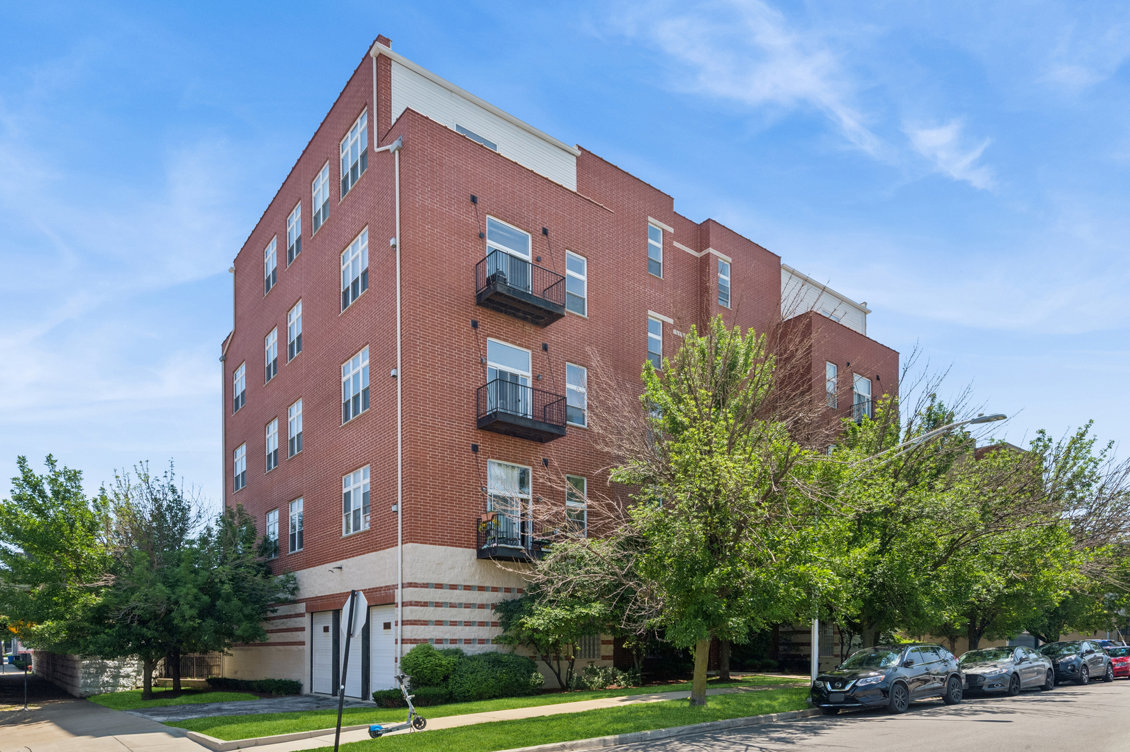 949 Willard Court