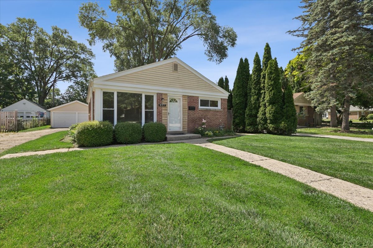 837 Lange Street