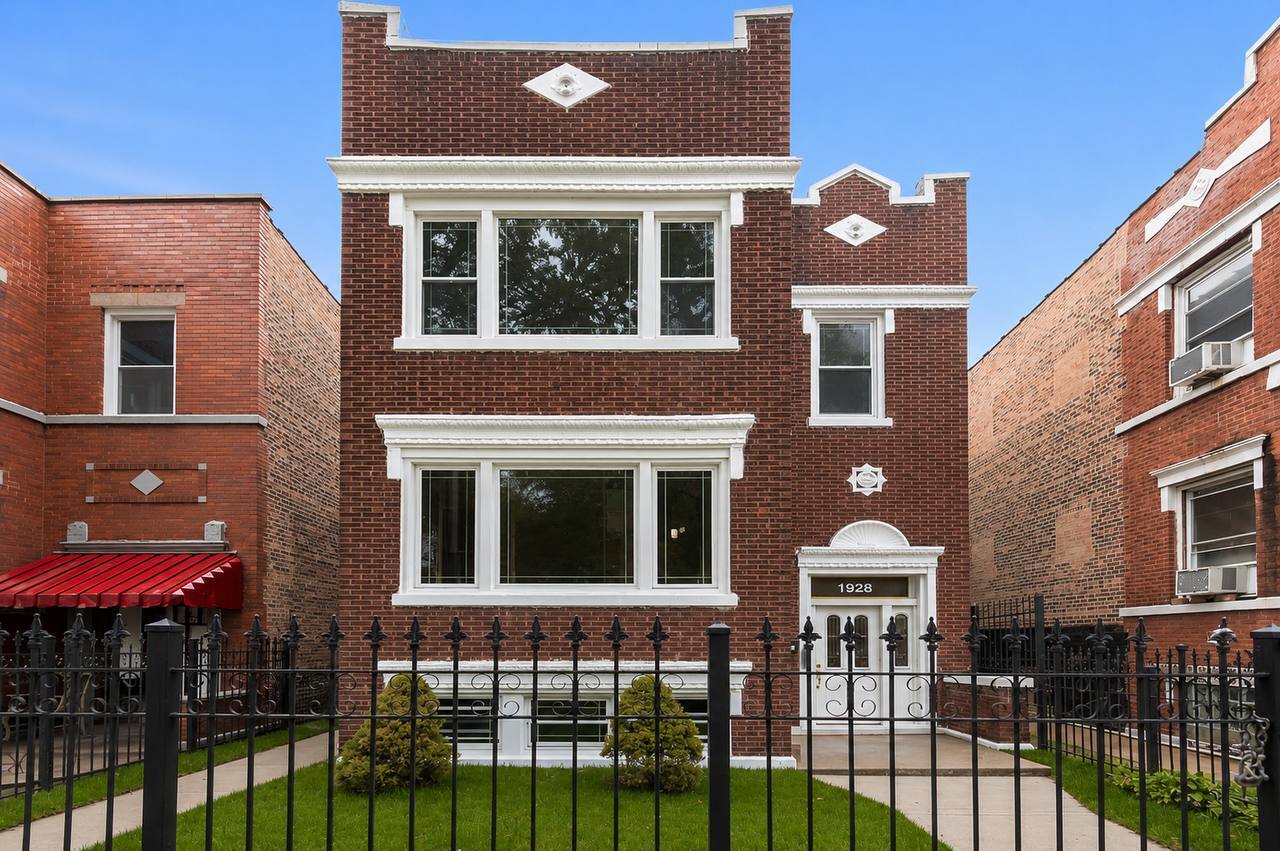 1928 48th Court
