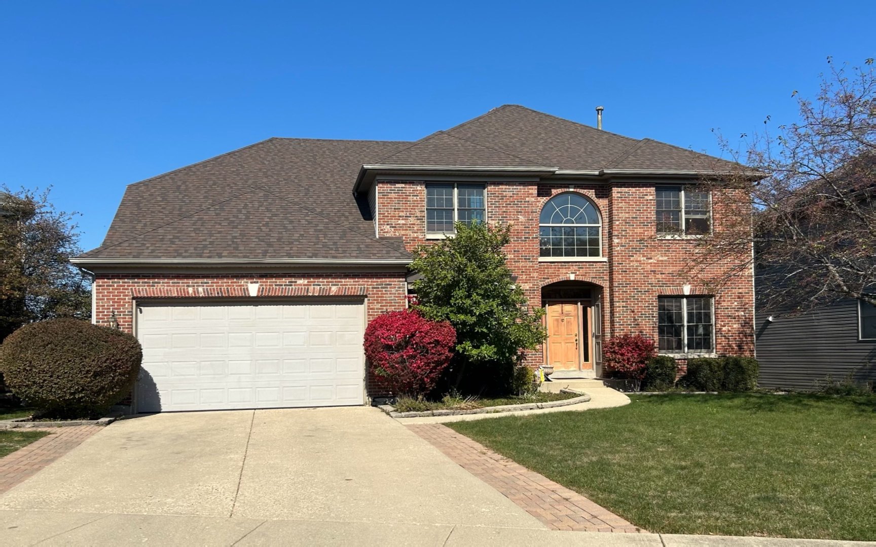 2484 Warwick Court