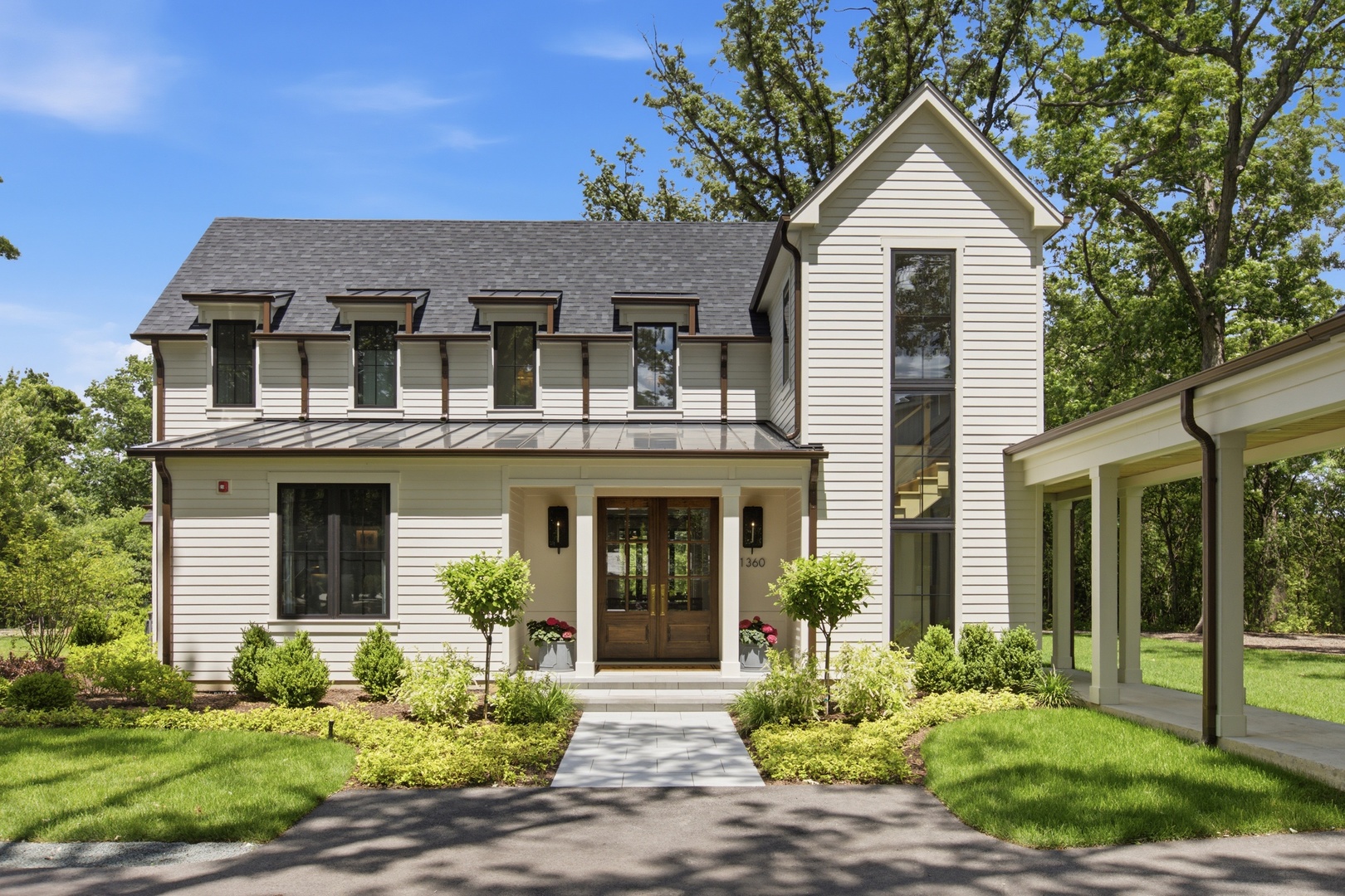 1360 Everett Road