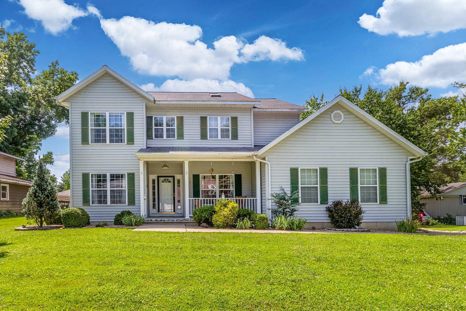 36 EDGEWOOD Lane