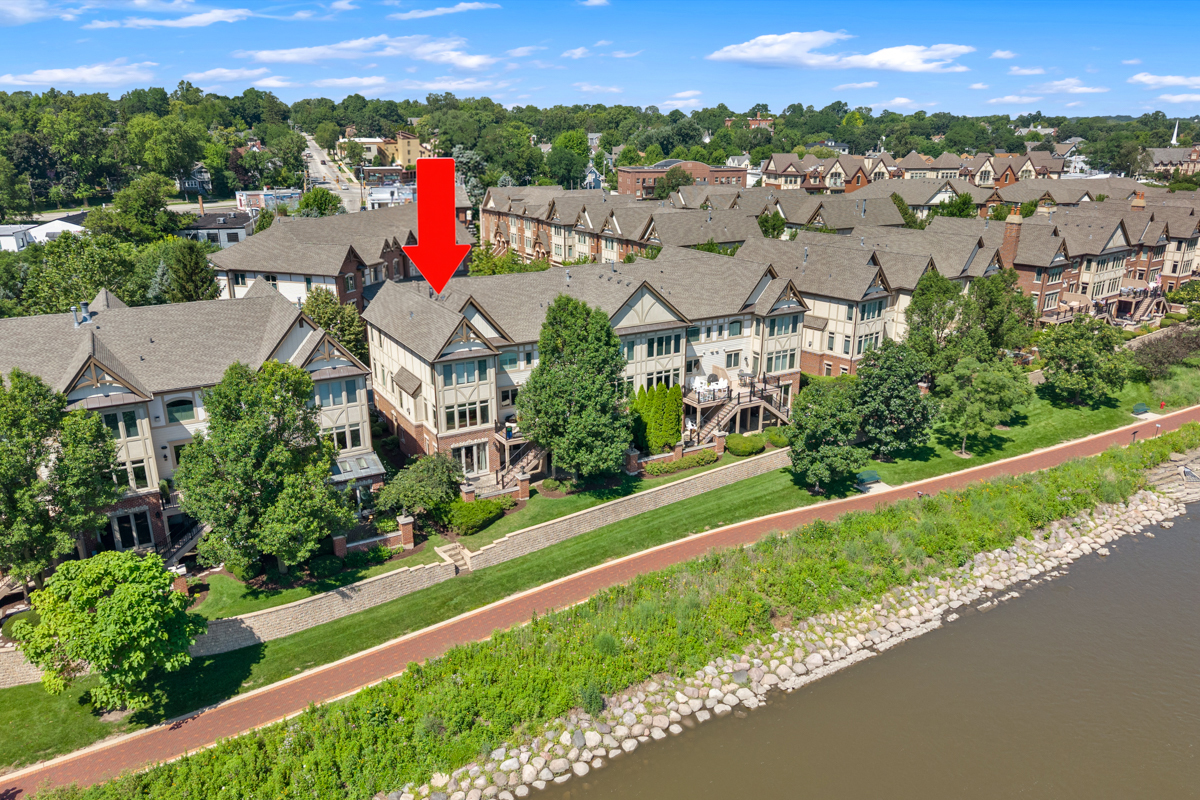 526 Brownstone Drive