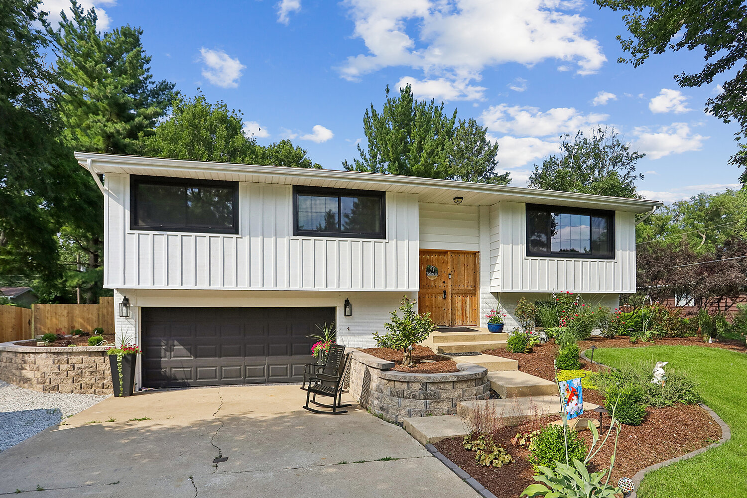 2807 Sheffield Drive