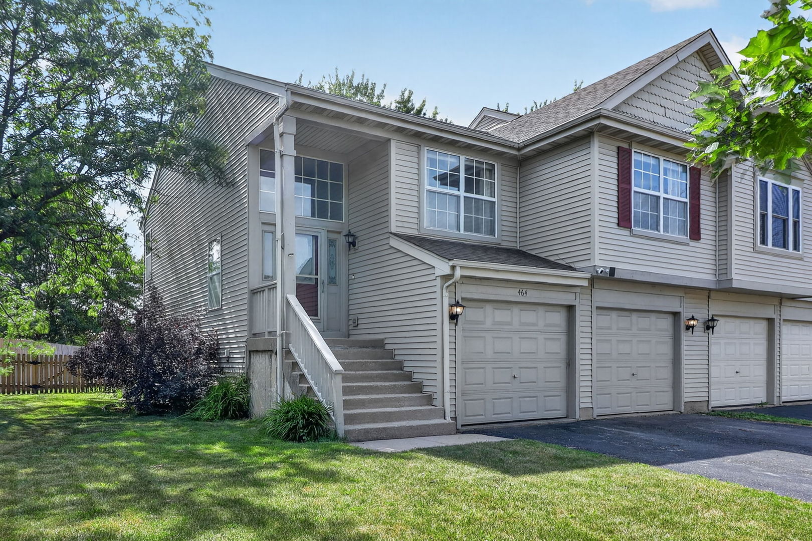 464 Gloria Lane