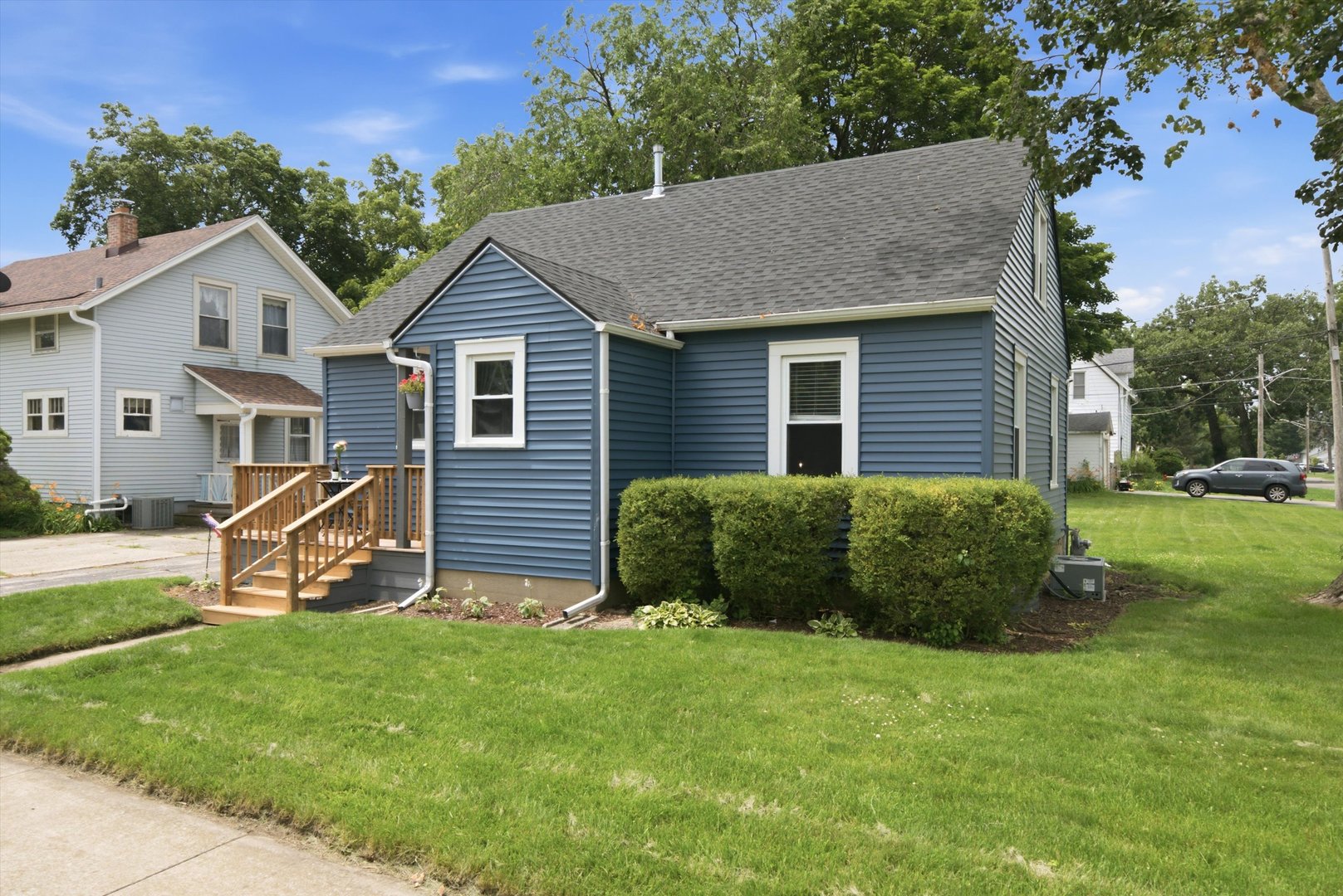 241 Lord Avenue
